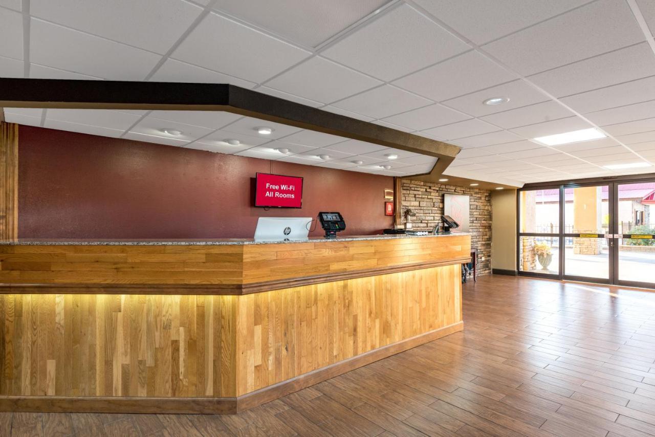 Red Roof Inn & Suites Pigeon Forge Parkway Exterior foto